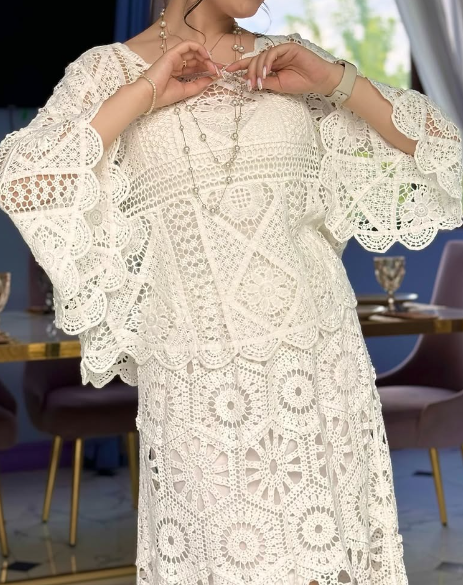Gentle Lace Bell Sleeve Two Piece Dress