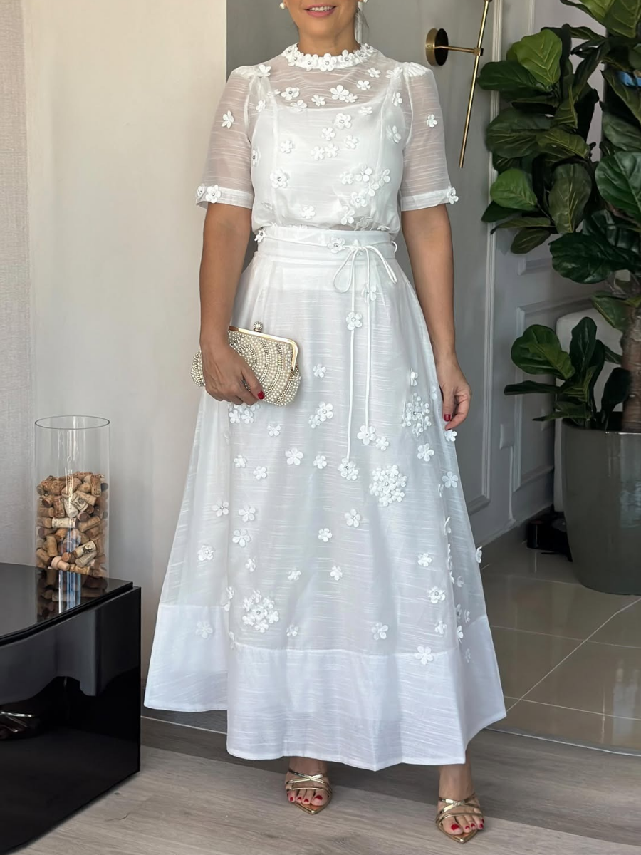 Solid Color Dress Of Three-dimensional Flowers